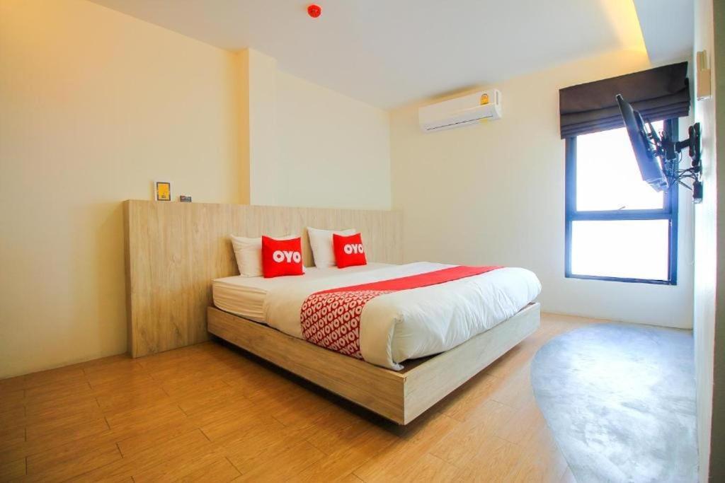 בנגקוק Oyo 75416 Rama3 Sunrise Hostel מראה חיצוני תמונה
